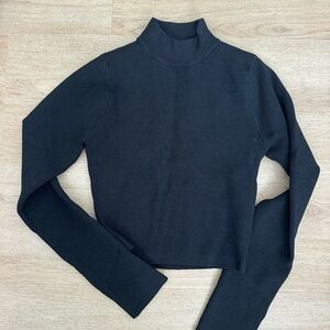 DISSH Black Ribbed Long Sleeve